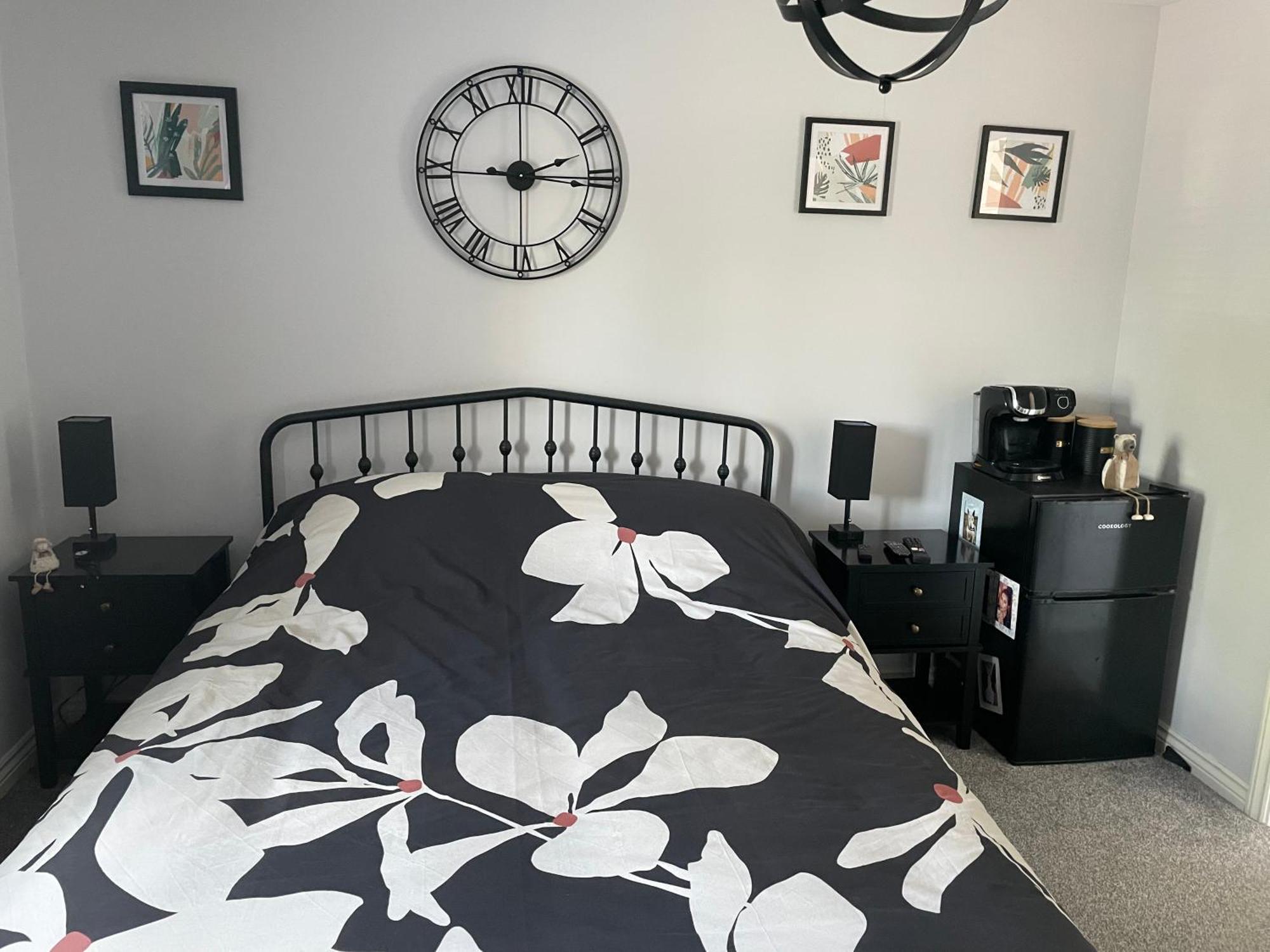 Cosy Home From Home With Private Bathroom - Free Parking Кардифф Экстерьер фото