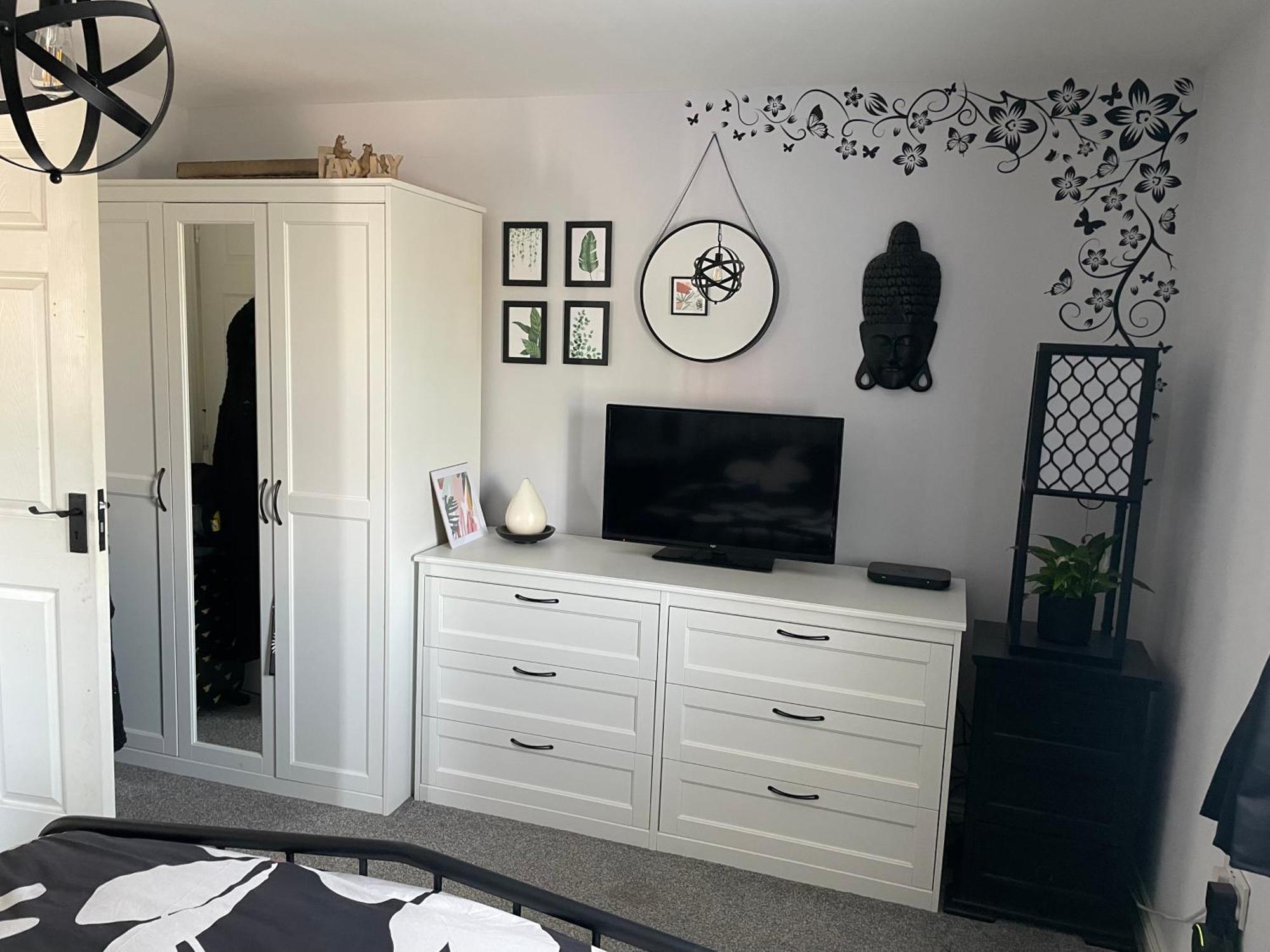 Cosy Home From Home With Private Bathroom - Free Parking Кардифф Экстерьер фото